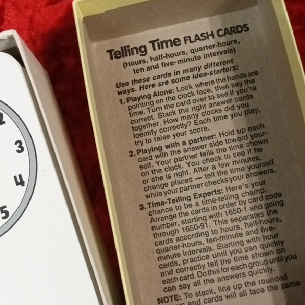 Trend Telling Time Flash Cards - Picture 2 of 7